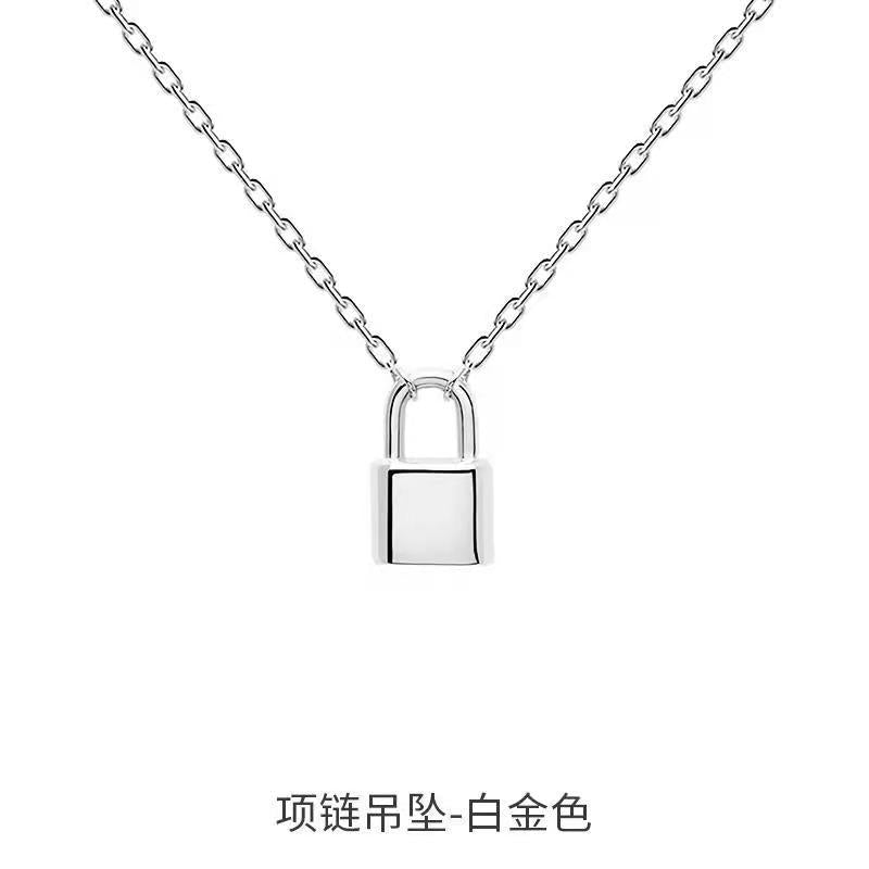 Wholesale Niche Clavicle Copper Necklaces